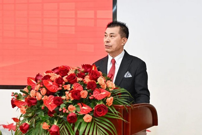 山东重工、潍柴集团与中国龙工签署全面深化战略合作协议